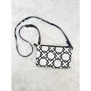 Stone & Co Crossbody Purse White Black Geometric Print Wristlet